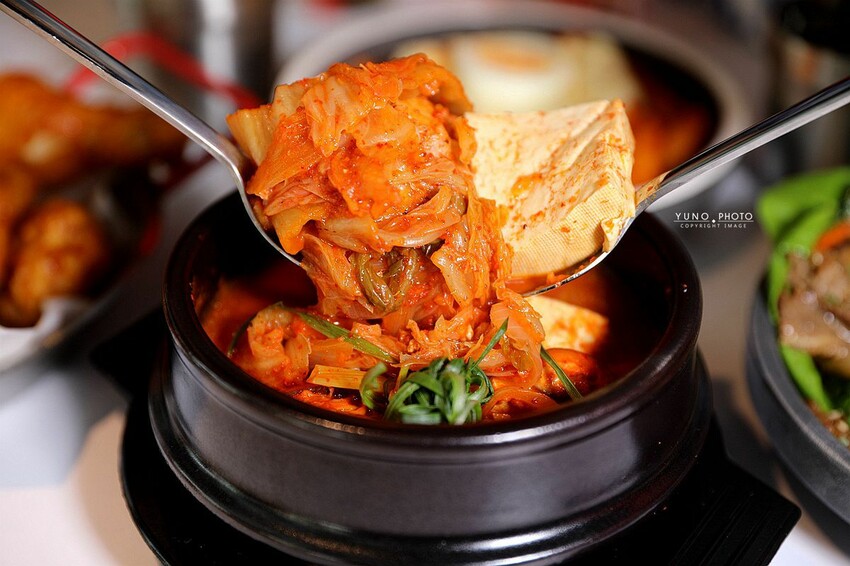 台北市中正區韓式炸雞控快衝!紐約時報評為「紐約最美味炸雞」酥脆外皮 鮮嫩多汁一吃就愛上|Bonchon Chicken 本村韓式