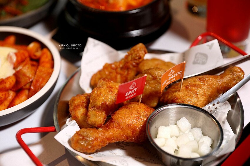 台北市中正區韓式炸雞控快衝!紐約時報評為「紐約最美味炸雞」酥脆外皮 鮮嫩多汁一吃就愛上|Bonchon Chicken 本村韓式