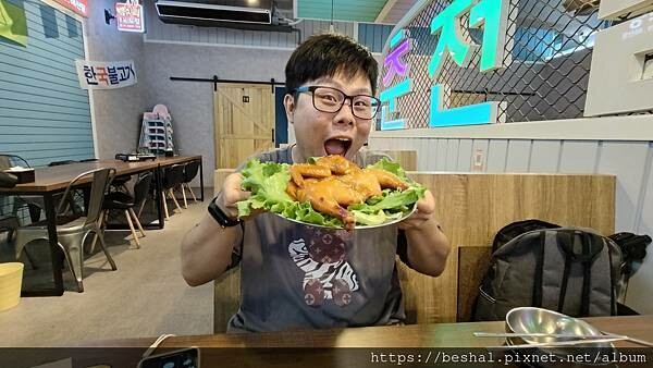 宜蘭壯圍超人氣韓式料理 朋月栻古亭穀倉韓雞一號倉尺洞 超浮誇
