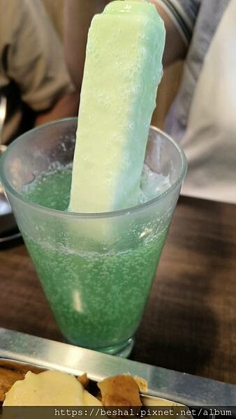 宜蘭壯圍超人氣韓式料理 朋月栻古亭穀倉韓雞一號倉尺洞 超浮誇