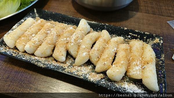 宜蘭壯圍超人氣韓式料理 朋月栻古亭穀倉韓雞一號倉尺洞 超浮誇