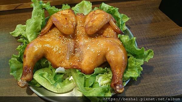 宜蘭壯圍超人氣韓式料理 朋月栻古亭穀倉韓雞一號倉尺洞 超浮誇