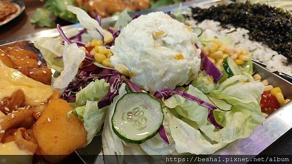 宜蘭壯圍超人氣韓式料理 朋月栻古亭穀倉韓雞一號倉尺洞 超浮誇