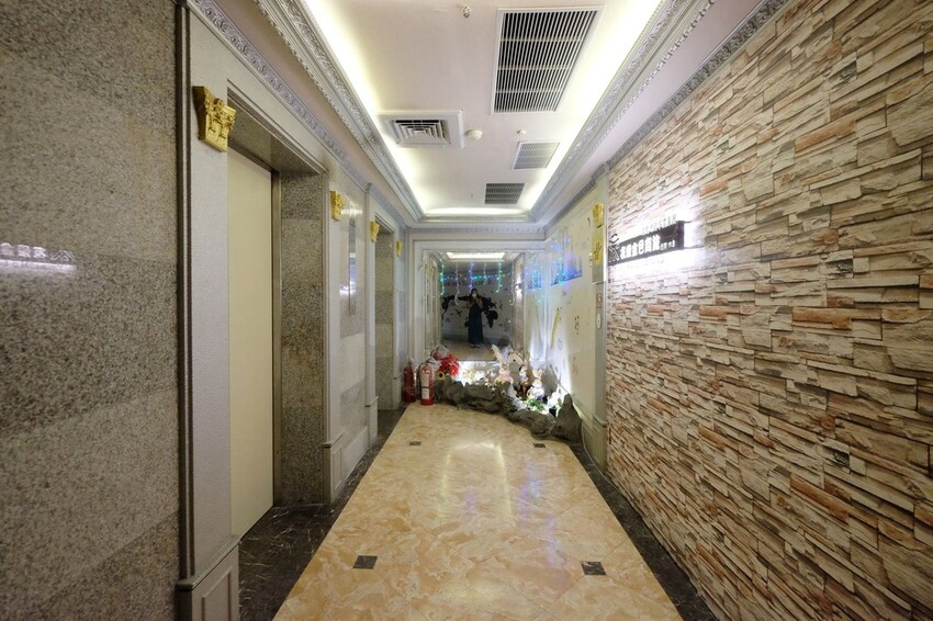 新北板橋住宿推薦｜金色年代旅店 鄰近台北車站交通便利 住宿優