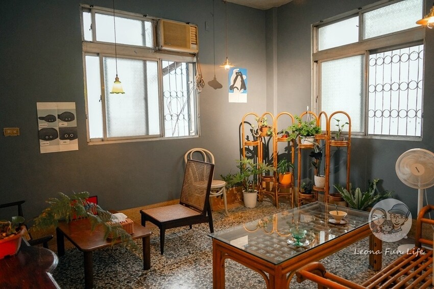 台中市東區台中新店報!市定古蹟媽祖廟旁的可愛老宅冰店，彈珠汽水口味冰涼又好吃!|台中東區|旱溪樂成宮