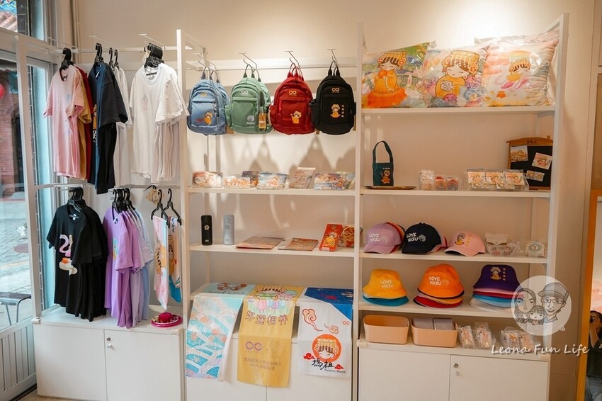 台中市東區台中新店報!市定古蹟媽祖廟旁的可愛老宅冰店，彈珠汽水口味冰涼又好吃!|台中東區|旱溪樂成宮