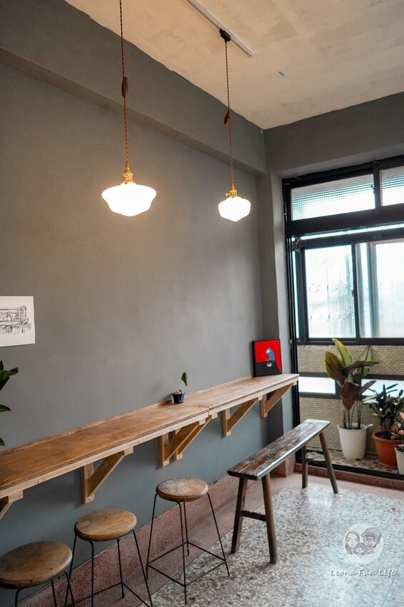 台中市東區台中新店報!市定古蹟媽祖廟旁的可愛老宅冰店，彈珠汽水口味冰涼又好吃!|台中東區|旱溪樂成宮