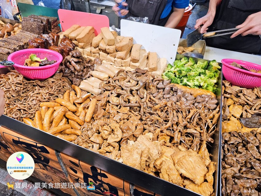 台中市西屯區[食]台中 逢甲夜市 將軍滷味 經典冷滷味 搭上爽口酸菜 食指大動 正餐、宵夜好選擇