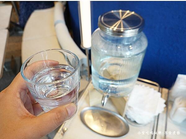 茶水、牙線、濕紙巾-CHER AQUA蒔瀞茶食空間.jpg