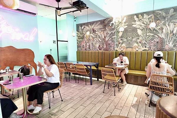 鹿境早午餐&餐酒館