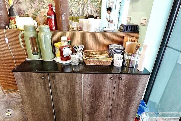 鹿境早午餐&餐酒館