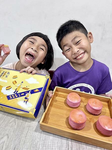 【蛋糕推薦】紅龍果乳酪蛋糕、天然無添加、入口即化的幸福滋味