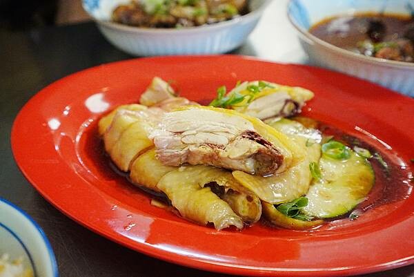 【頭份美食】來馬芽菜雞 來自怡保的傳統美味 文昌雞 芽菜 沙