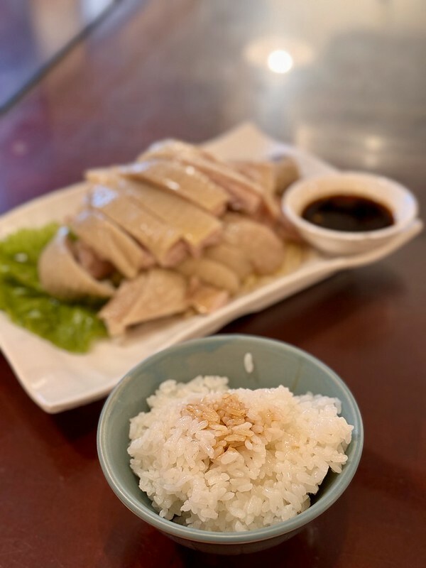 桃園市大園區台灣｜大園｜三塊厝懷舊美食餐館，不起眼的小店，有美味的客家菜跟滿滿的人情味。（大園美食）