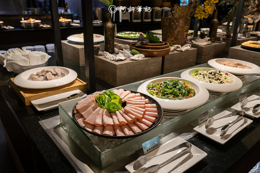 台中市北屯區新天地樂食百匯 | 台中新天地吃到飽夏日新餐!假日限定美食大更新~