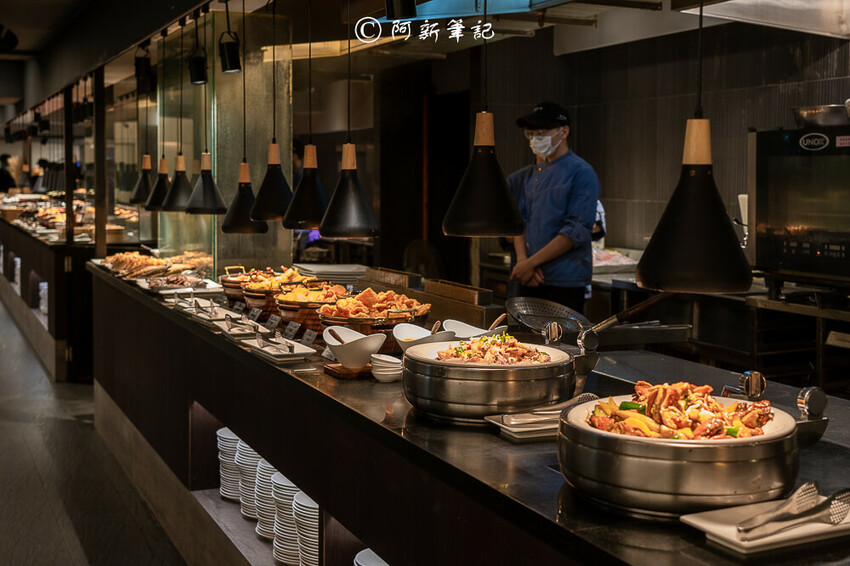 台中市北屯區新天地樂食百匯 | 台中新天地吃到飽夏日新餐!假日限定美食大更新~