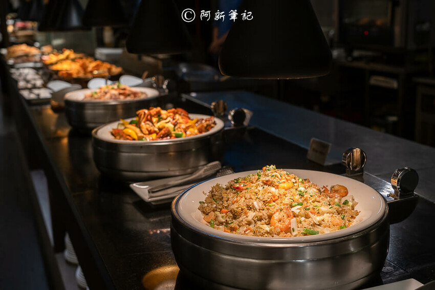 台中市北屯區新天地樂食百匯 | 台中新天地吃到飽夏日新餐!假日限定美食大更新~