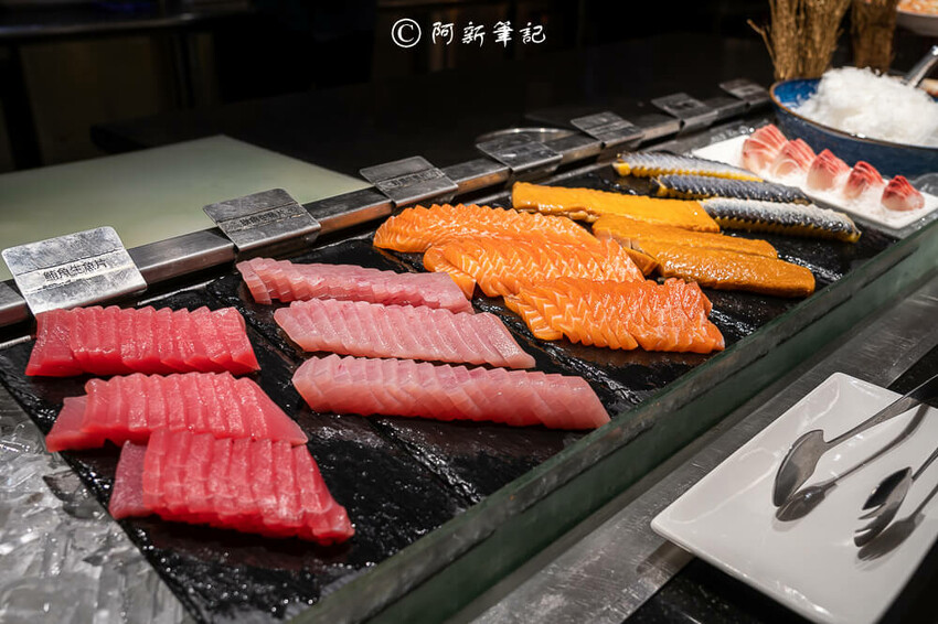 台中市北屯區新天地樂食百匯 | 台中新天地吃到飽夏日新餐!假日限定美食大更新~