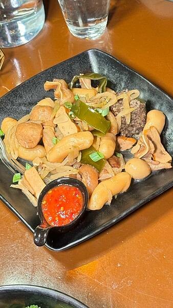 二訪⎜整點敲鐘免費招待一杯shot⎜調酒買一送一