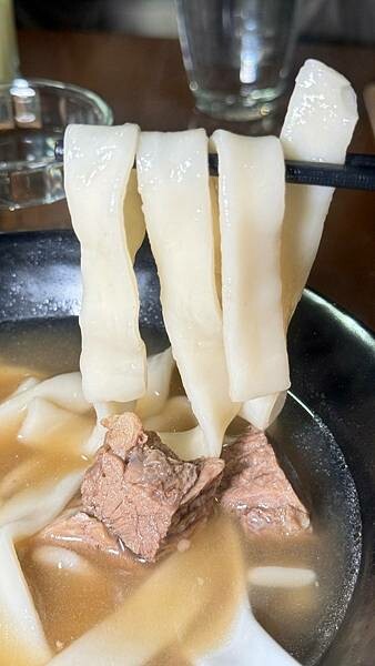 二訪⎜整點敲鐘免費招待一杯shot⎜調酒買一送一