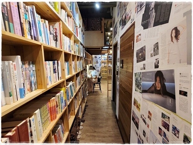 【新竹】護城河畔的樹屋書店～可過夜的書店 讓你睡前閱讀、深夜咖啡廳讓你醒後選書～ 書店、咖啡、甜點、文