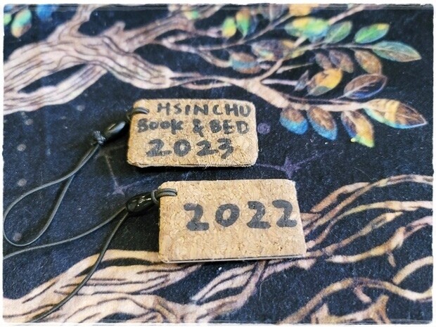 【新竹】護城河畔的樹屋書店～可過夜的書店 讓你睡前閱讀、深夜咖啡廳讓你醒後選書～ 書店、咖啡、甜點、文