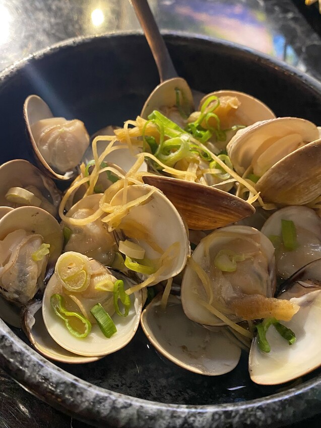 新北市永和區#我來開箱🧪🧪幾歲送幾支試管酒，永和區高CP值薰花日式餐酒館