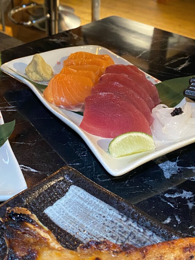 新北市永和區#我來開箱🧪🧪幾歲送幾支試管酒，永和區高CP值薰花日式餐酒館