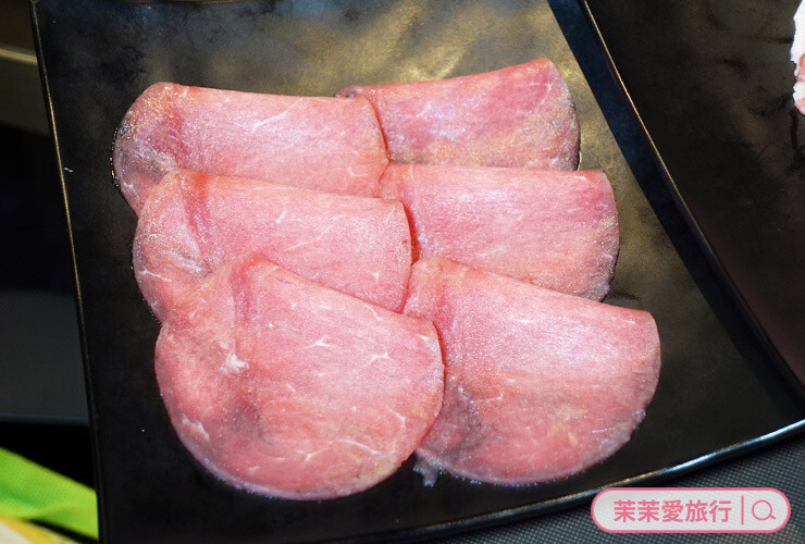 台北吃到飽推薦｜辛殿麻辣鍋 信義店｜優質肉品、海鮮、COLD STONE、La Menorquin冰淇淋無限爽吃！