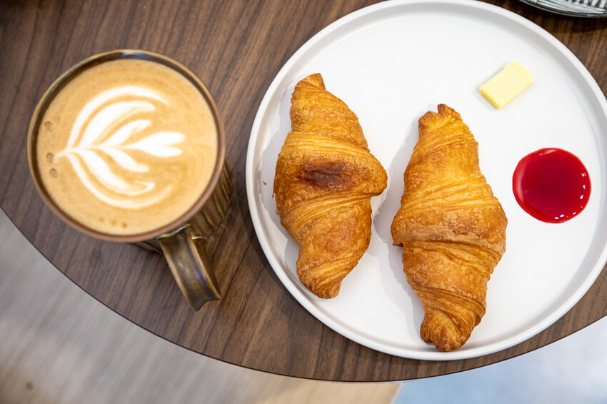 高雄市苓雅區高雄美食 – 餘地咖啡