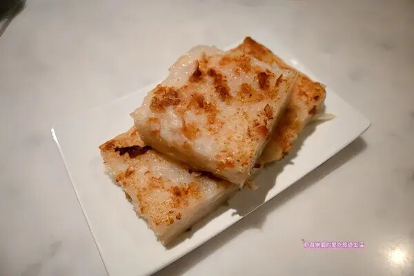 [台北信義區]同個集團差很大，餐點普普服務待加強-大巨星港式