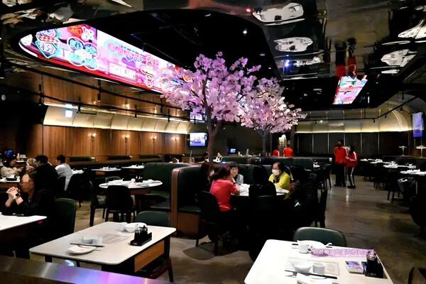 [台北信義區]同個集團差很大，餐點普普服務待加強-大巨星港式