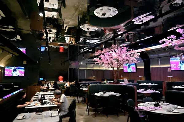 [台北信義區]同個集團差很大，餐點普普服務待加強-大巨星港式