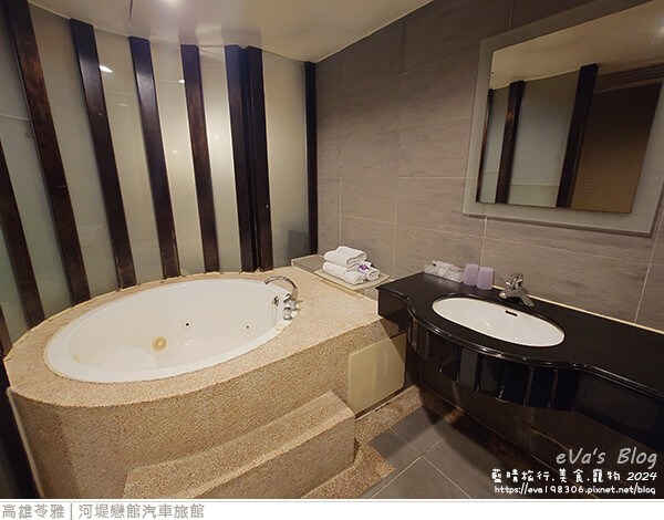 河堤戀館汽車旅館-06.jpg