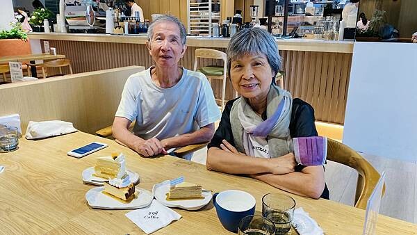 IMG_4185.jpg IMG_4185.jpg