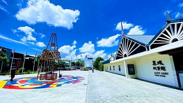 IMG_4582-EFFECTS.jpg IMG_4582-EFFECTS.jpg