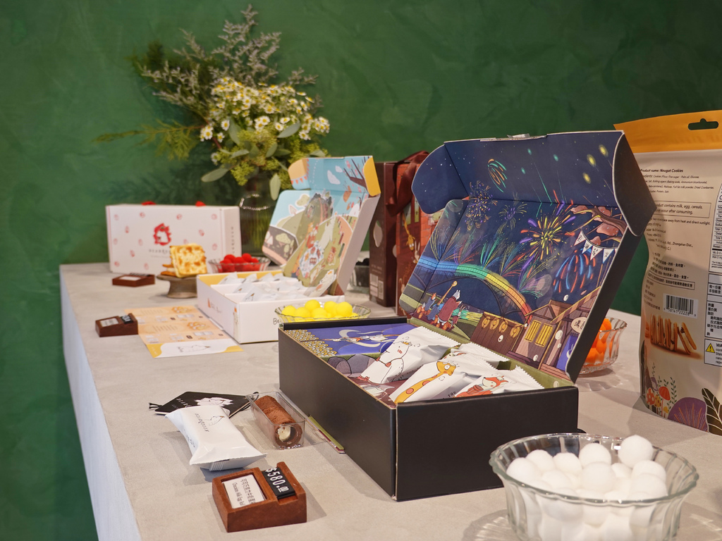 2024年台灣百大金質獎得主，總統府御用伴手禮熊后插旗台北中山赤峰街