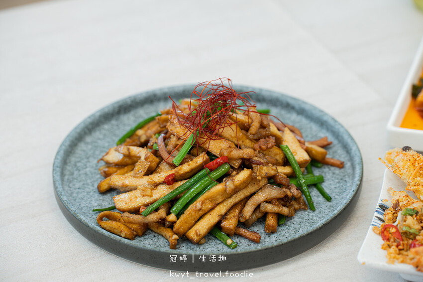 美濃餐廳推薦_里長台灣鯛美濃旗艦店，全台唯一！桌邊爆炒好客鍋