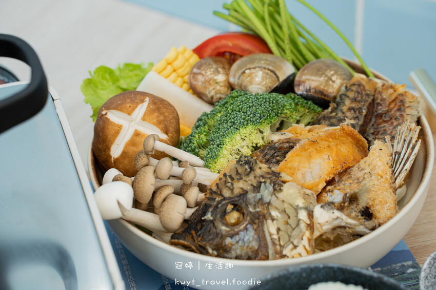 美濃餐廳推薦_里長台灣鯛美濃旗艦店，全台唯一！桌邊爆炒好客鍋