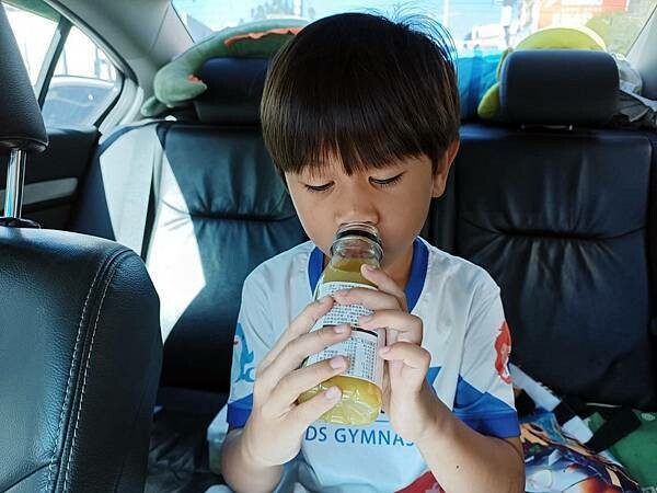 台北市信義區天天五蔬果，你做到了嗎？好喝、實在、又營養的冷壓蔬果汁就是這一家【果日飲】！沒喝過，真的不要先說NO~