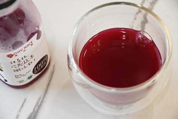 台北市信義區天天五蔬果，你做到了嗎？好喝、實在、又營養的冷壓蔬果汁就是這一家【果日飲】！沒喝過，真的不要先說NO~