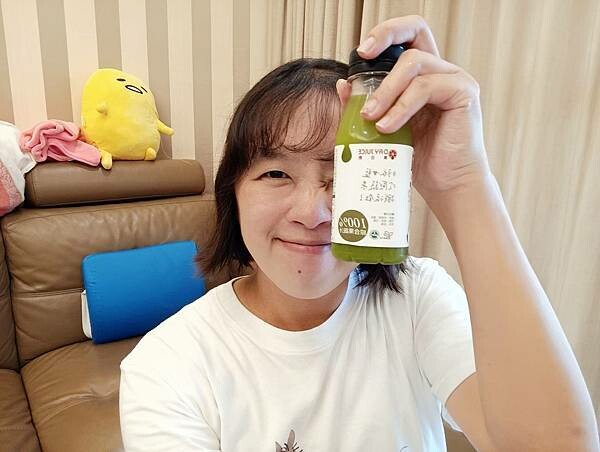 台北市信義區天天五蔬果，你做到了嗎？好喝、實在、又營養的冷壓蔬果汁就是這一家【果日飲】！沒喝過，真的不要先說NO~