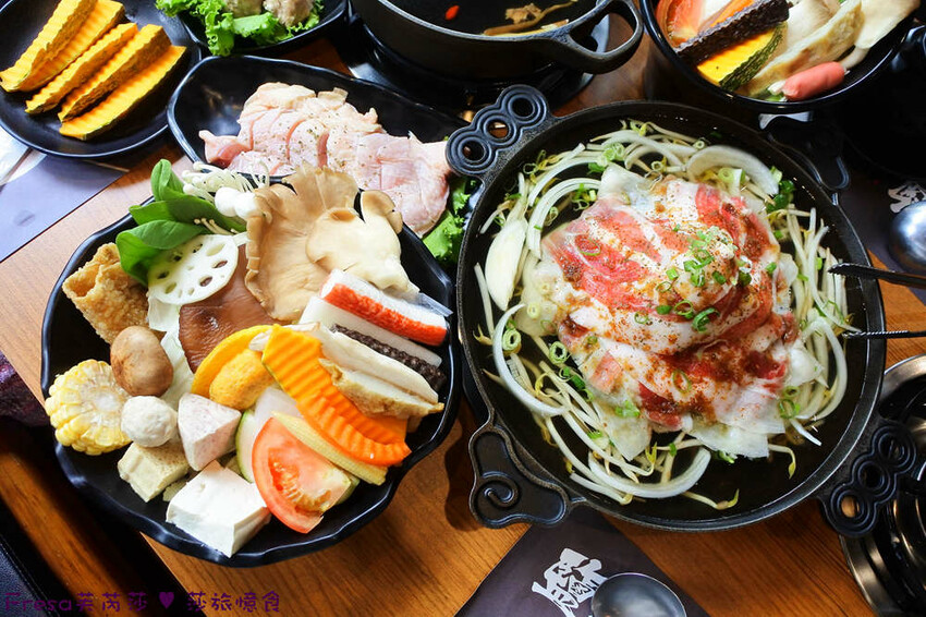 嘉義火鍋推薦「小旬湯」燒酒點火秀 日式銅盤烤肉，假日人氣爆棚。