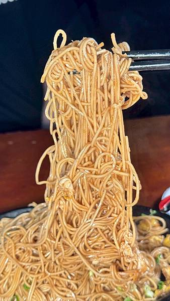 LINE_ALBUM_雞老闆2訪_250910_134