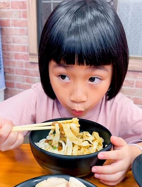 『 台中探店 』鹿港洪爌肉飯、美食推薦、平價美食