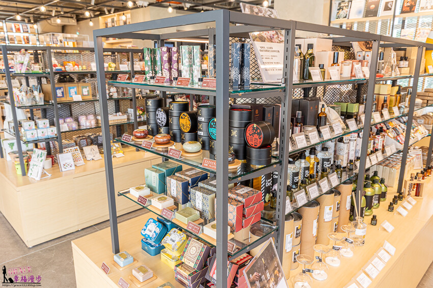 大推TSUTAYA BOOKSTORE販售的精釀可樂、WIRED CAFE和洋重箱料理超美味，餐車聚落、城市生活市集超好逛