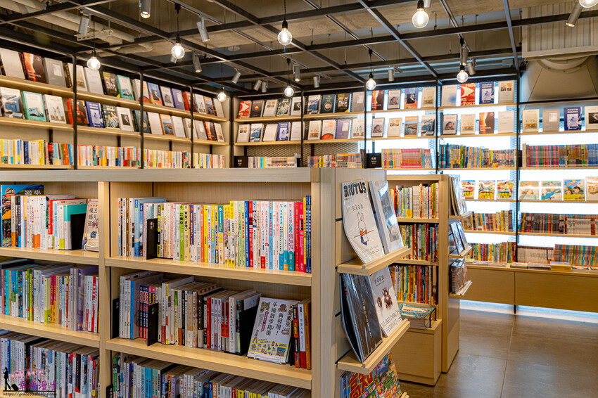 大推TSUTAYA BOOKSTORE販售的精釀可樂、WIRED CAFE和洋重箱料理超美味，餐車聚落、城市生活市集超好逛