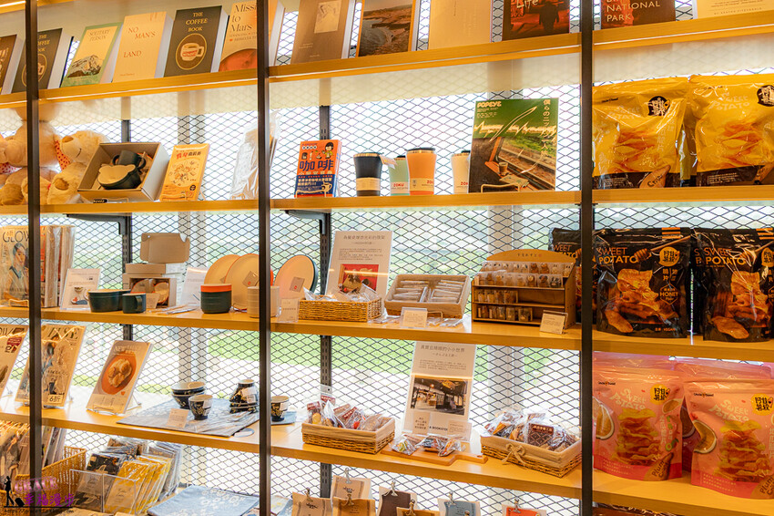 大推TSUTAYA BOOKSTORE販售的精釀可樂、WIRED CAFE和洋重箱料理超美味，餐車聚落、城市生活市集超好逛