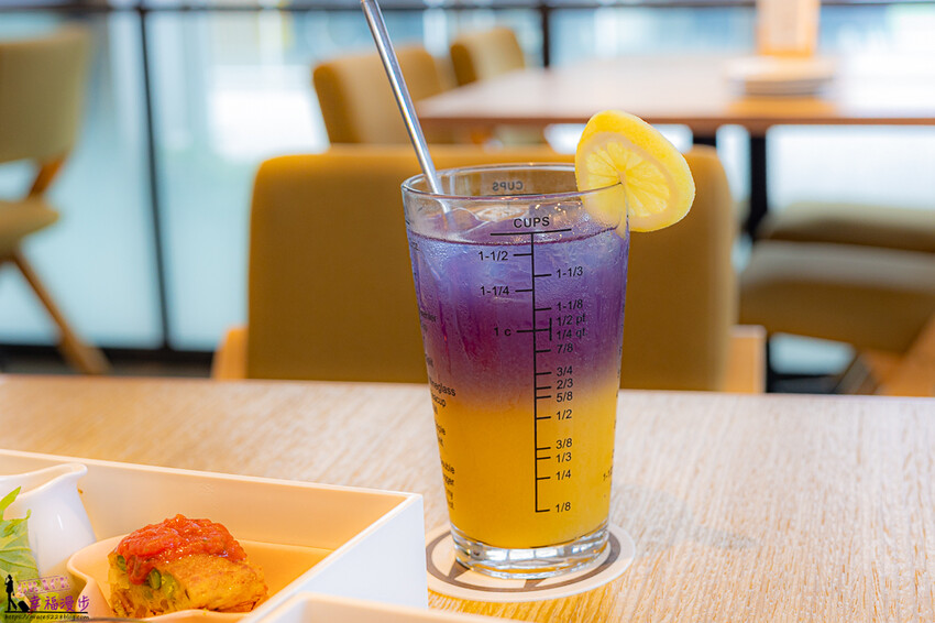 大推TSUTAYA BOOKSTORE販售的精釀可樂、WIRED CAFE和洋重箱料理超美味，餐車聚落、城市生活市集超好逛