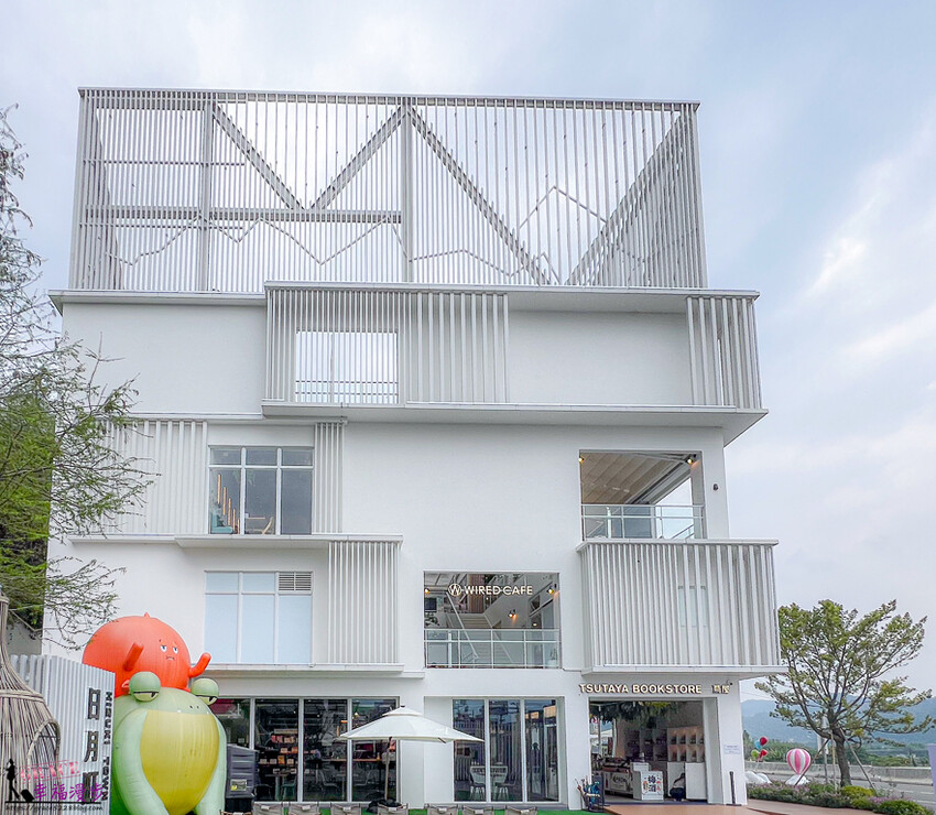 大推TSUTAYA BOOKSTORE販售的精釀可樂、WIRED CAFE和洋重箱料理超美味，餐車聚落、城市生活市集超好逛